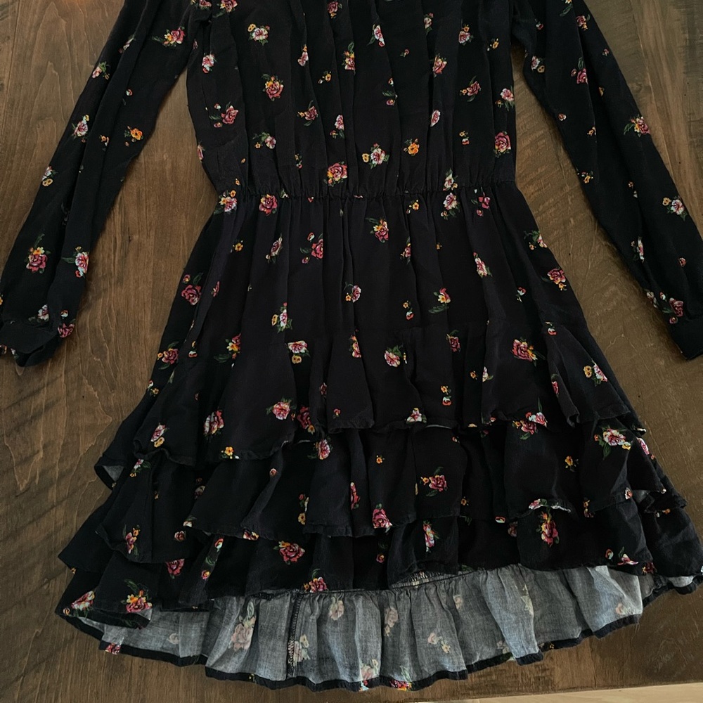 Dress - Picture 3 of 9